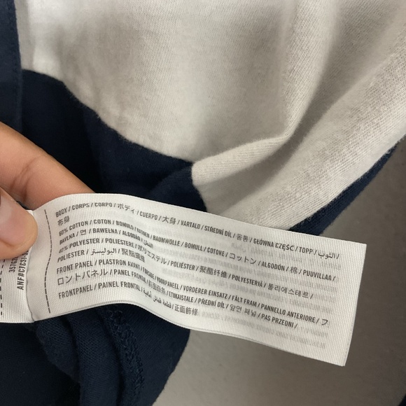 Hollister Cropped Long Sleeve Pullover Top  Size XS Navy Preppy Y2K Sweatshirt - Picture 8 of 8